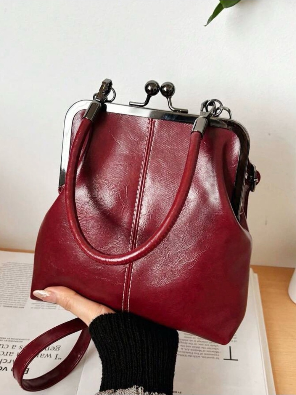 SHEIN Burgundy Frame Kiss-Lock Vegan Crossbody/Wrist Strap Purse 👜 - Picture 6 of 12
